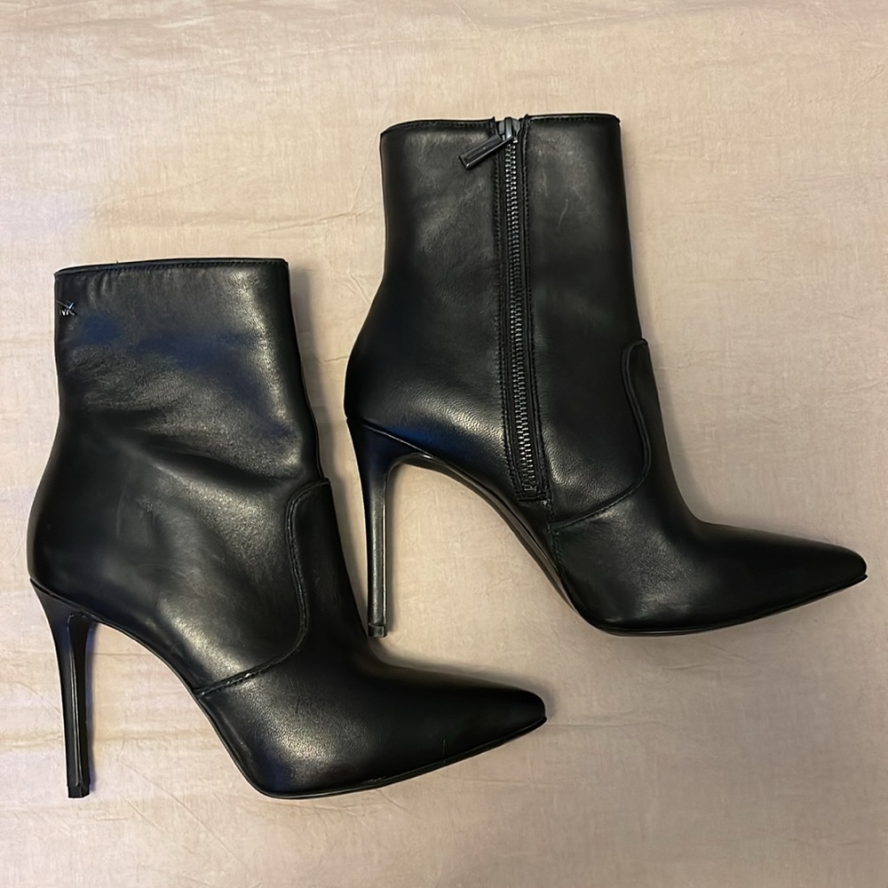 MK Ankle boots